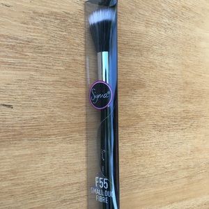 NEW Sigma brush: F55 face brush